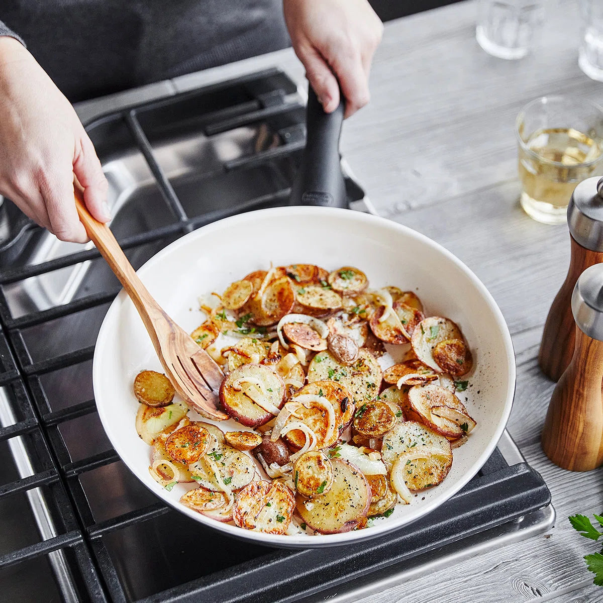 Rio Healthy Ceramic Nonstick 8" and 10" Frying Pan Set