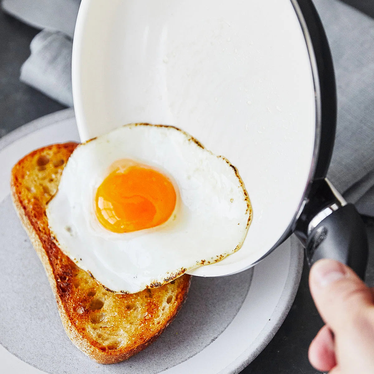 Rio Healthy Ceramic Nonstick 8" and 10" Frying Pan Set